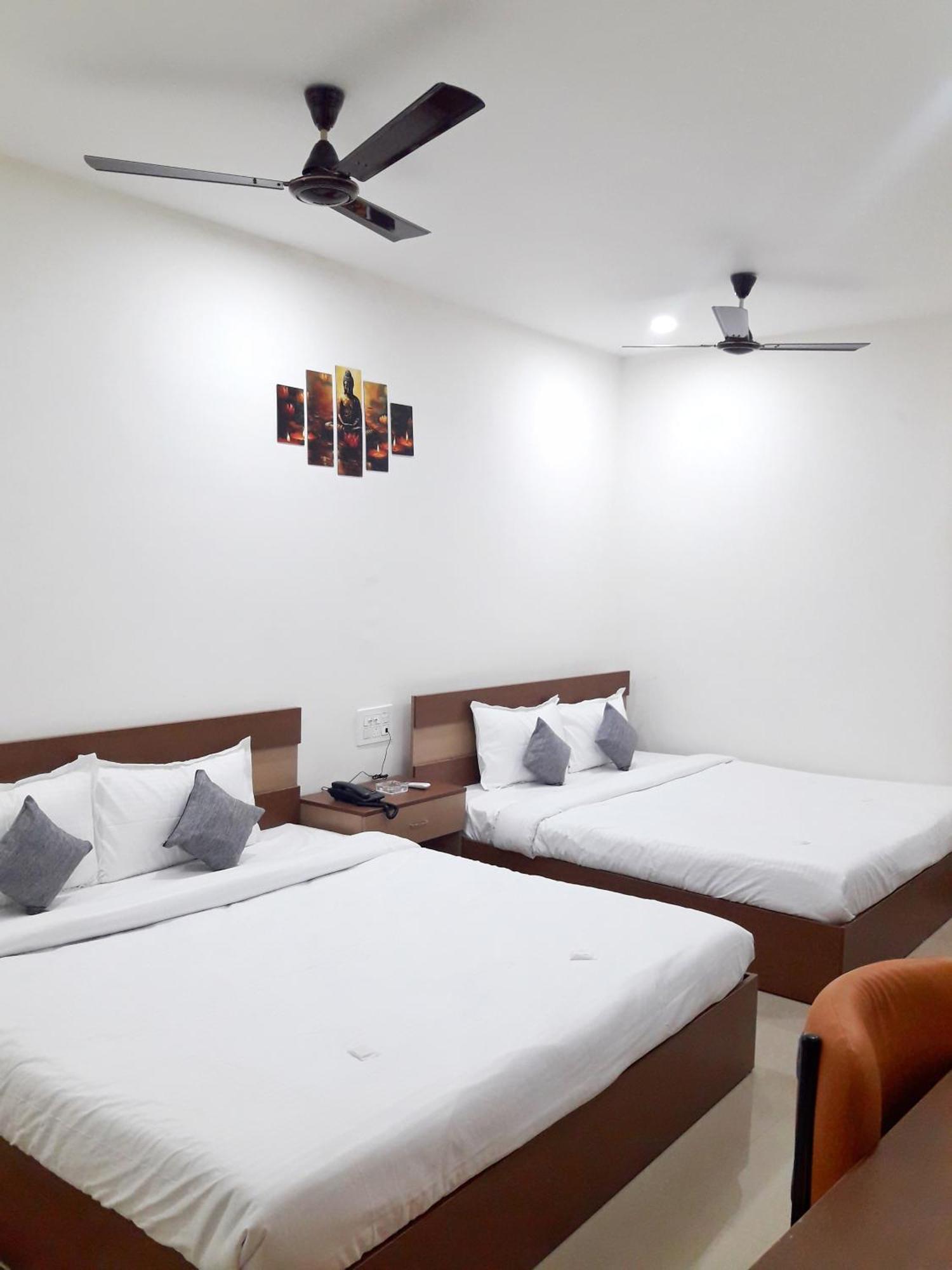 Hotel Park Victoria Kolkata Exterior photo